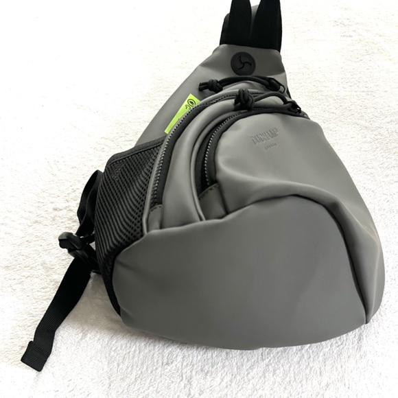 DUCHAMP GREY RUBBERIZED Cool Motorcycle Riders Travel Vacay Unisex SLING BAG main image 4